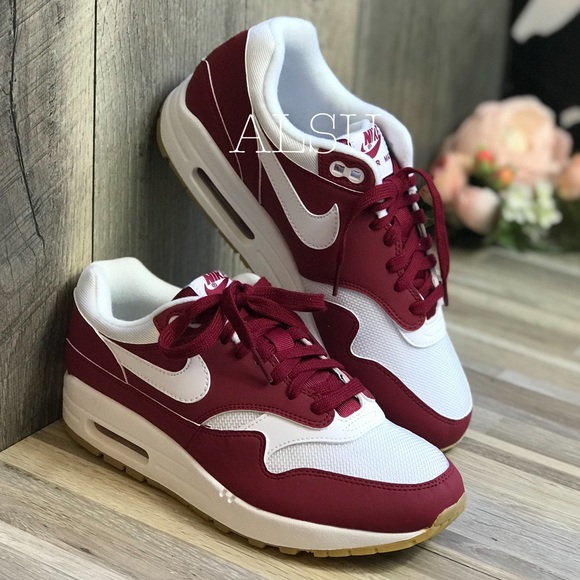 NWT Nike Air Max 1 Red Crush White W AUTHENTIC - Picture 4 of 7